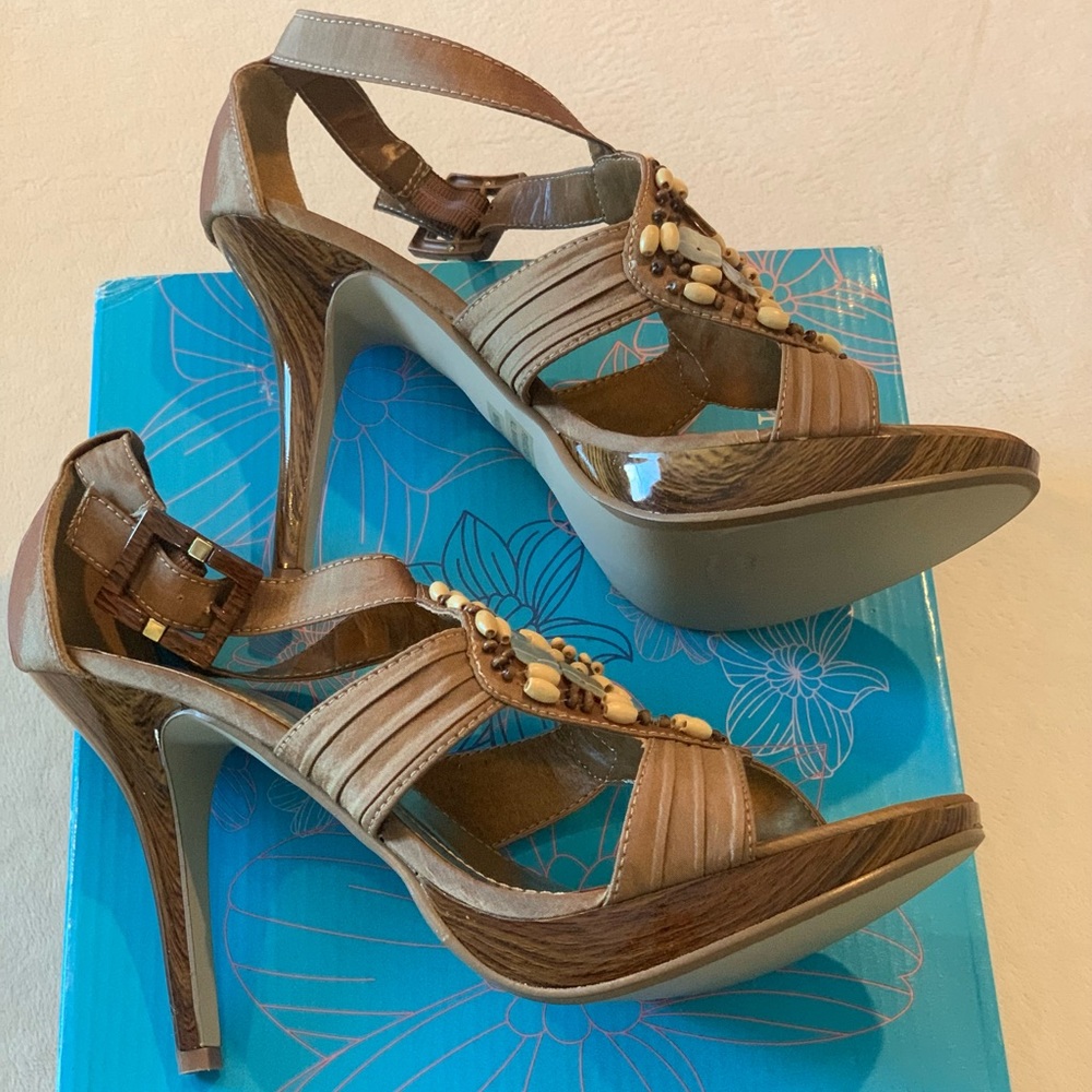 Bertinni Fearless-24 size 8 heel - Picture 5 of 12